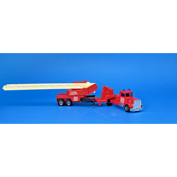 1984 Matchbox Peterbilt Convoy Fire Engine 1/80 Die-Cast Semi-Trailer Truck - Picture 14 of 16